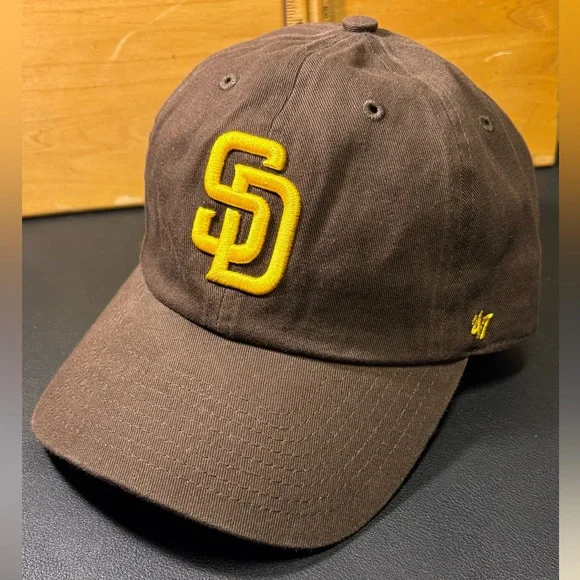 47 Brand San Diego Padres Brown and Gold Logo Cap - Picture 1 of 6